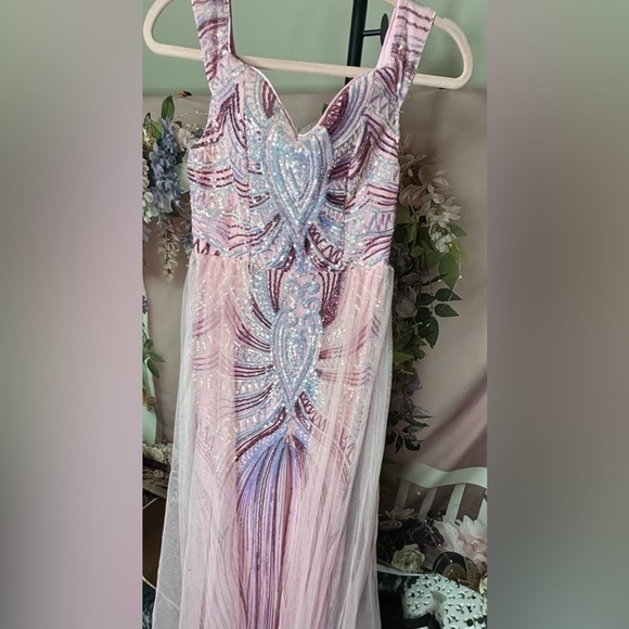 Pink Sequined Formal Gown NWT. Size Medium by Faeriesty - Picture 6 of 8